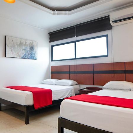 Hoteles En Guayaquil - Suites Guayaquil Cerca Del Aeropuerto Eksteriør billede