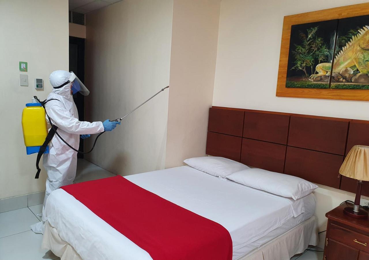 Hoteles En Guayaquil - Suites Guayaquil Cerca Del Aeropuerto Eksteriør billede